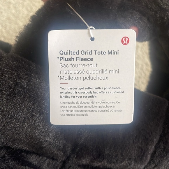 NWT Lululemon Quilted Grid Tote Bag Mini 5L *Plush Fleece - Picture 6 of 7